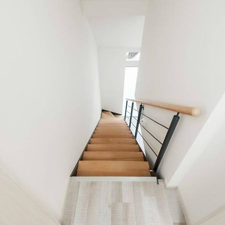 Апартаменти Kent Ridge Loft, Sokolska Прага Екстер'єр фото